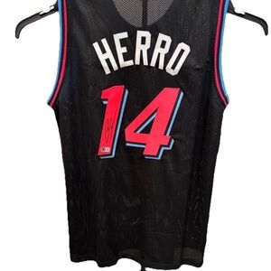 🔥 Miami Heat Tyler Herro Autographed Custom Jersey Beckett Authenticated